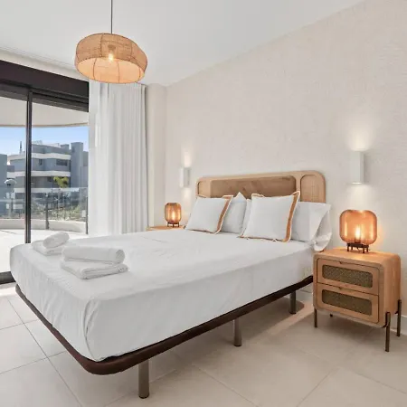 Daire Luxury Oasis 325 With Pool, Spa, And Golf Estepona